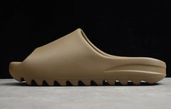 Yeezy Slide "Brown"